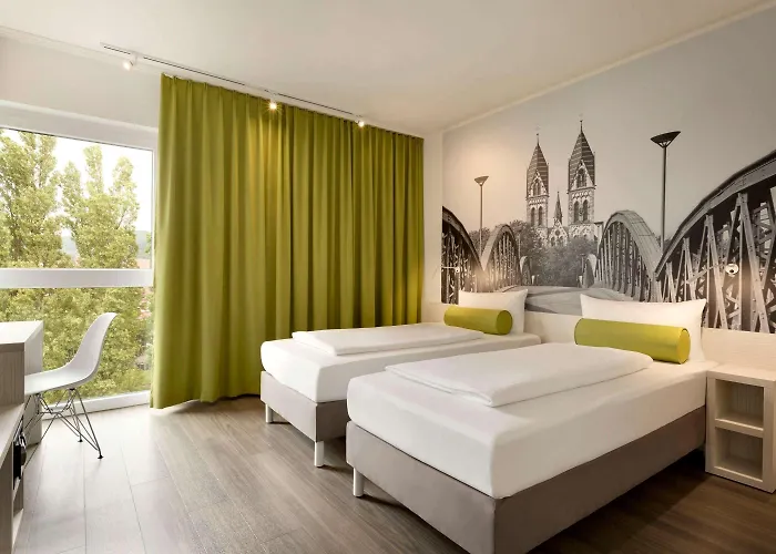 Hotel Premier Inn Freiburg City Nord 3*